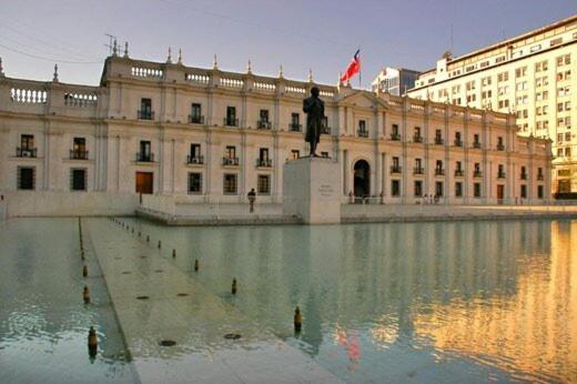 Depto 707 Excelente Ubicacion Metro Sta Lucia, Barrio Paris Londres Centro Santiago Apartman Kültér fotó