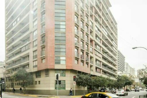 Depto 707 Excelente Ubicacion Metro Sta Lucia, Barrio Paris Londres Centro Santiago Apartman Kültér fotó