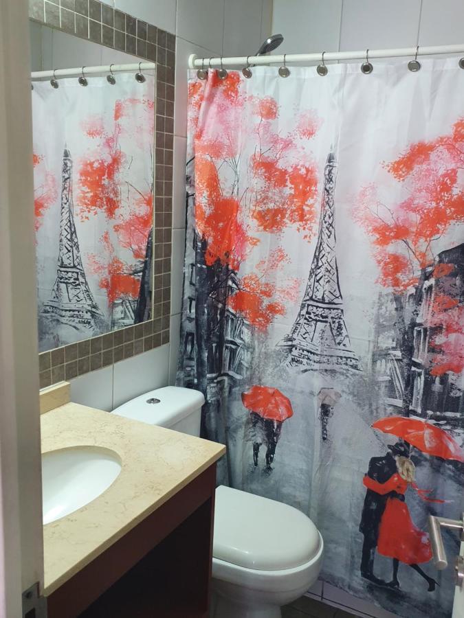 Depto 707 Excelente Ubicacion Metro Sta Lucia, Barrio Paris Londres Centro Santiago Apartman Kültér fotó